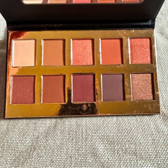 Crown Pro Eyeshadow Palette 10 Colors Fuego Collection/ Warm Tones- NIB - Picture 5 of 8